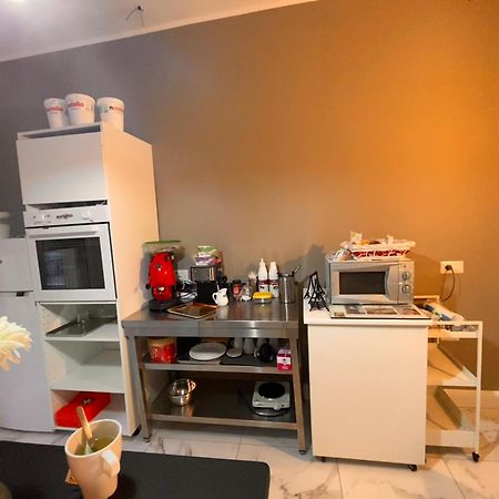 Bed and Breakfast La Dimora Di Marti " Vicino Al Centro Storico Di Napoli" Esterno foto