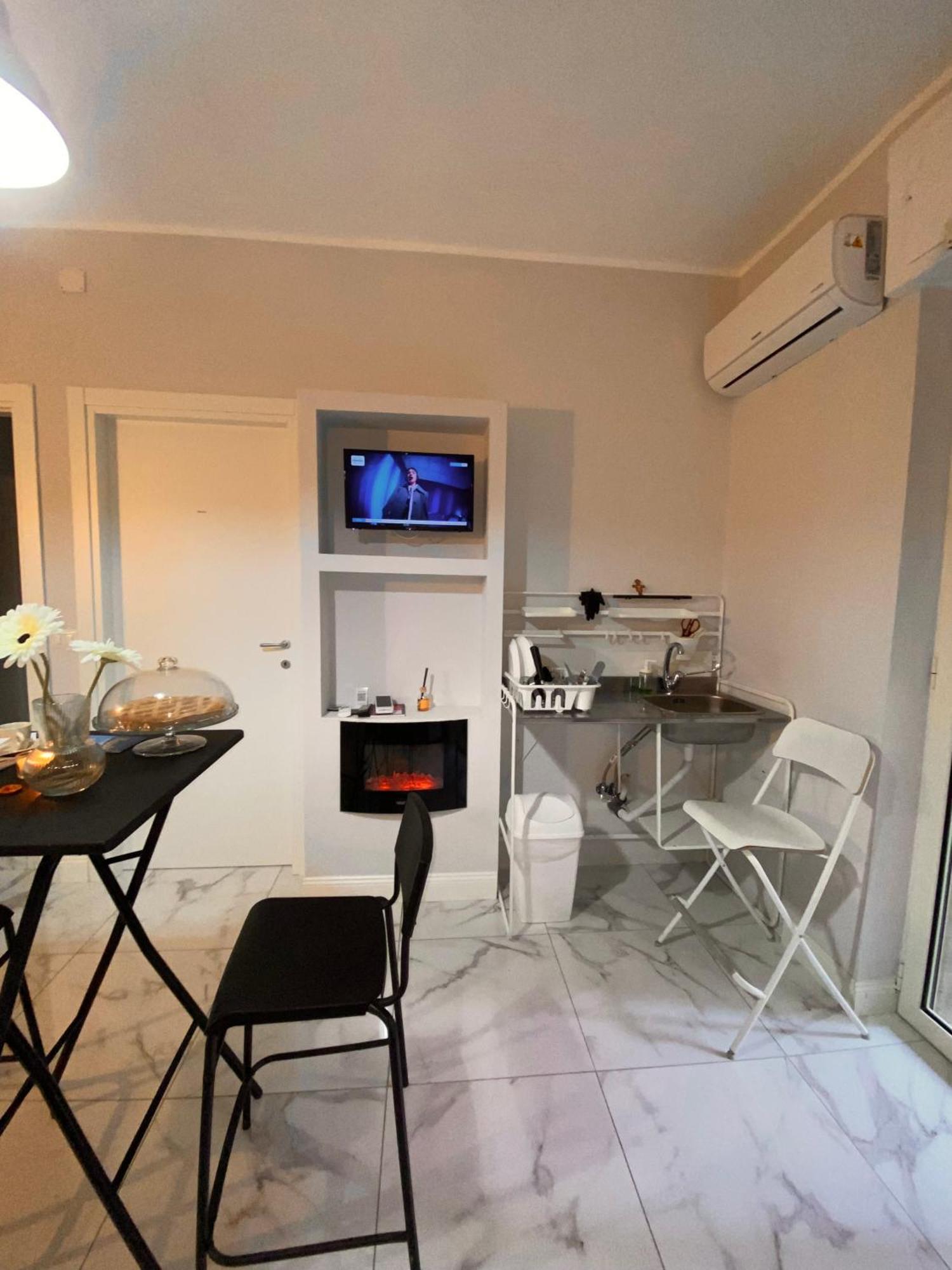 Bed and Breakfast La Dimora Di Marti " Vicino Al Centro Storico Di Napoli" Esterno foto