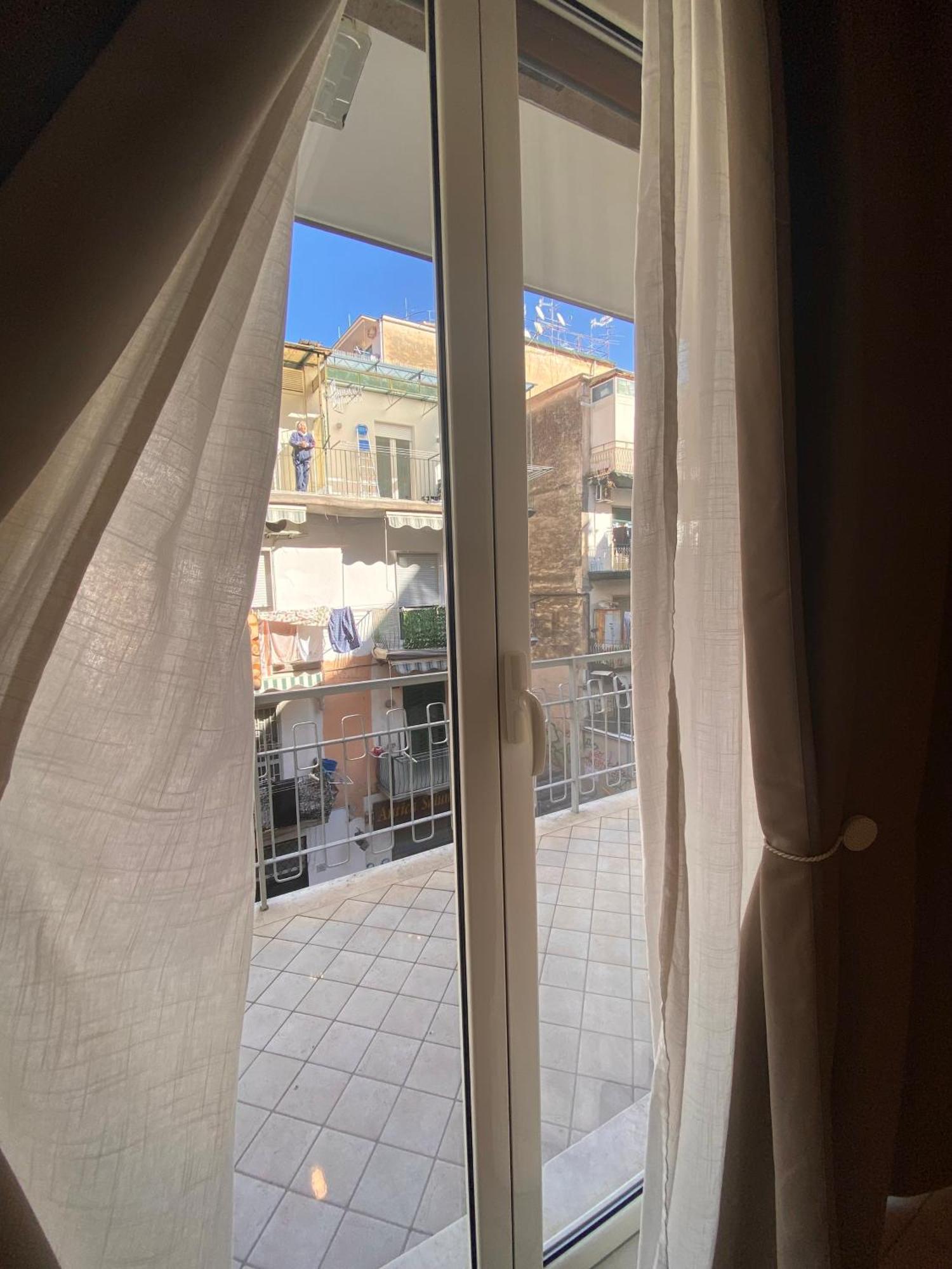 Bed and Breakfast La Dimora Di Marti " Vicino Al Centro Storico Di Napoli" Esterno foto